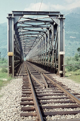 SBB, Strecke Bellinzona-Locarno, Cadenazzo, Brücke über den Ticino, Aufnahme 1958