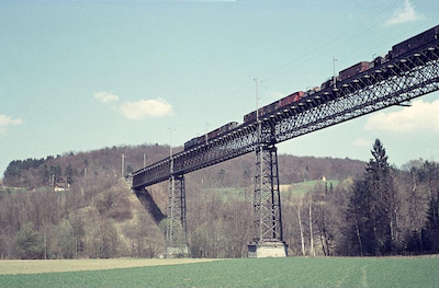 SBB, Thurbrücke bei Ossingen, Güterzug mit Ae 3/6 II, Aufnahme 1956