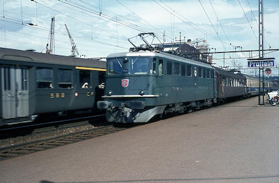SBB Pratteln, Ae 6/6 mit Rheingoldwagen, 1965