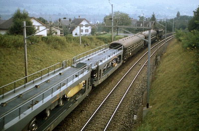 SBB, zwischen Brugg und Turgi, SNCF-Autoreisezug, Aufnahme 1961