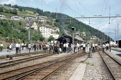 RhB Thusis, Bahnhof mit Dampf-Extrazug, 1964