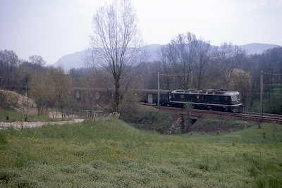 SBB, Strecke Bellinzona-Chiasso, Balerna-Mendrisio, Re 6/6 11603 “Wädenswil“, Aufnahme 1974