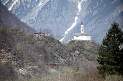 Bellinzona-Mesocco-Bahn, unterhalb Soazza, RhB ABDe 4/4, Aufnahme 1972