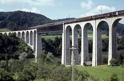 SBB, Rheinbrücke Eglisau, Schnellzug mit Ae 3/6 I, Aufnahme 1965
