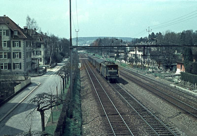 SBB, Winterthur nach der Ausfahrt Richtung Osten, Schnellzug in Richtung St. Gallen mit Ae 4/7, Aufnahme 1956