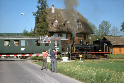 Sursee-Triengen-Bahn, Büron-Bad Knutwil, Dampfzug mit E 3/3 5 (ex. SBB 8479), Aufnahme 1976