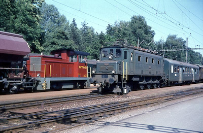 MThB, Kreuzlingen, MThB Tm 2/2 51, SBB-Personenzug mit Ae 3/6 I 10616, Aufnahme 1967