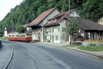 WB, Hölstein, Personenzug mit BFe 4/4 (Serie 1-3), Aufnahme 1963