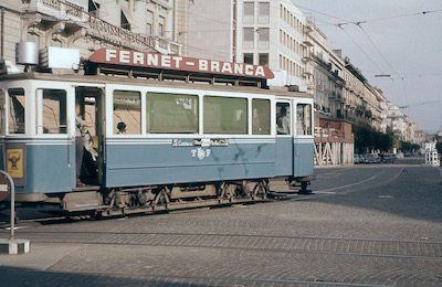 TF, Fribourg Avenue de la Gare, Tram 2 mit Ce 2/2 der Serie 9-13, Aufnahme 1962